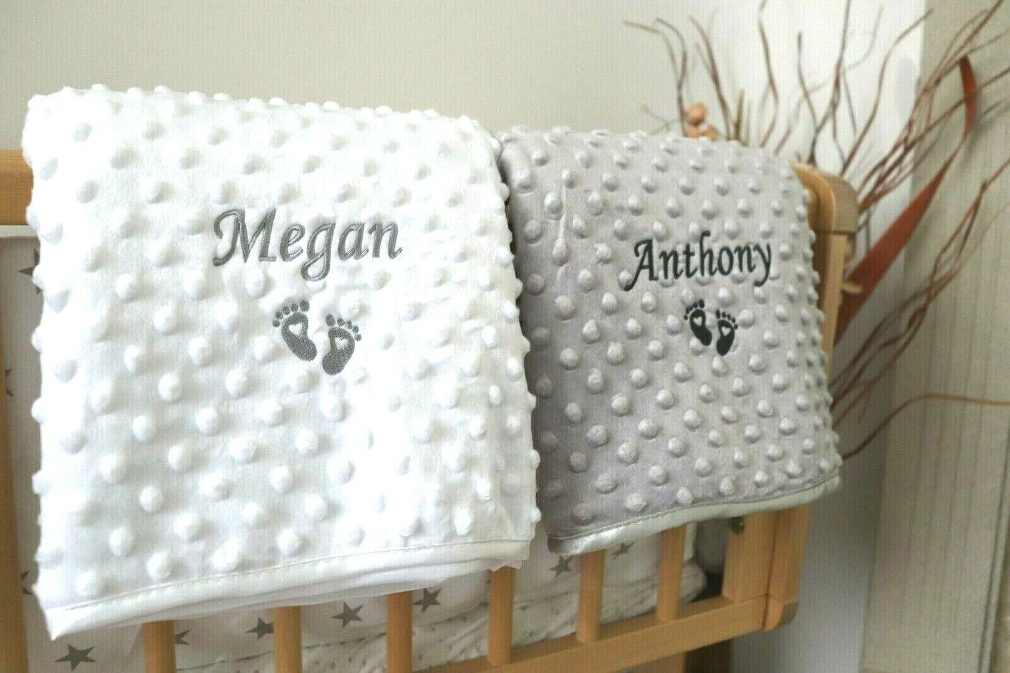 PERSONALISED BABY BLANKET EMBROIDERED SOFT BUBBLE ITALIC FONT BABY BOY GIRL GIFT